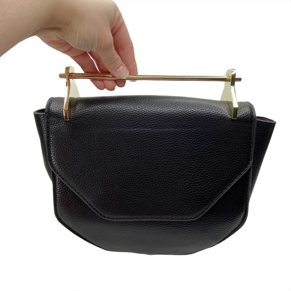 Black Faux Leather Structured Metal Handle Purse - Picture 13 of 13